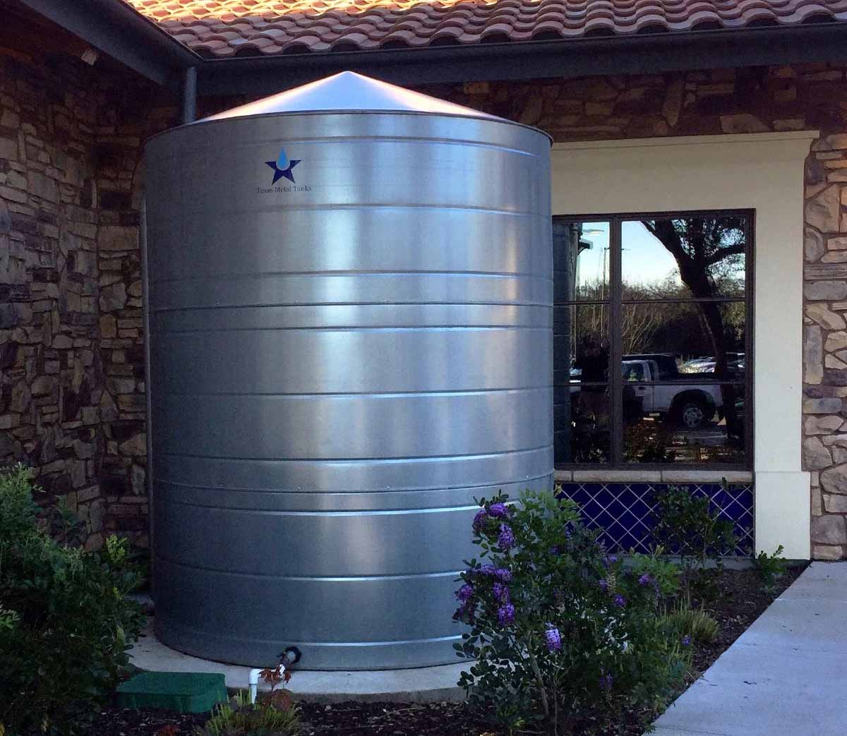 Galvanized Steel Rainwater Tank next to home
